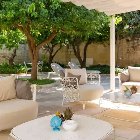 Villa Mantatelure' By Perle Di Puglia