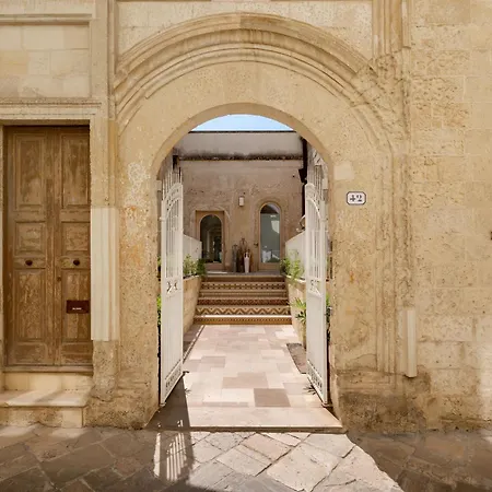 Mantatelure' By Perle Di Puglia