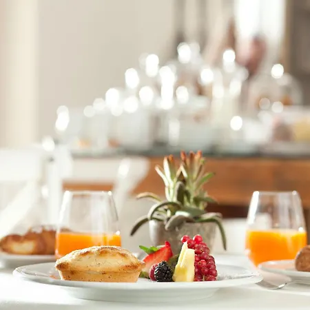 Villa Mantatelure' By Perle Di Puglia