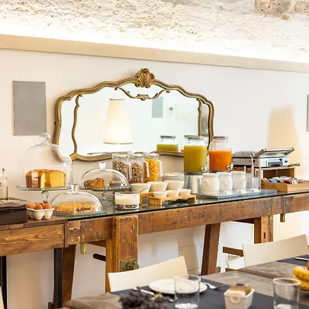 Villa Mantatelure' By Perle Di Puglia